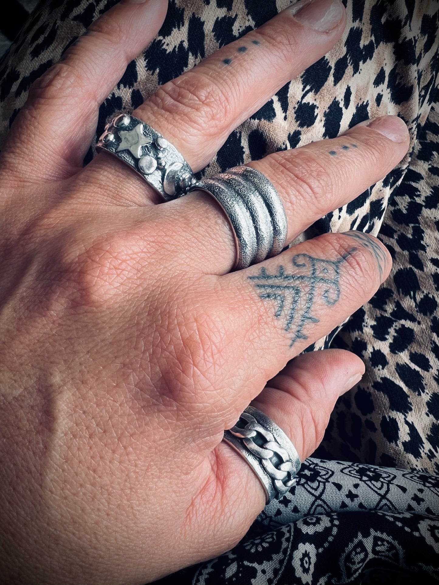 Anillo Media Caña Triple (Talla 17)