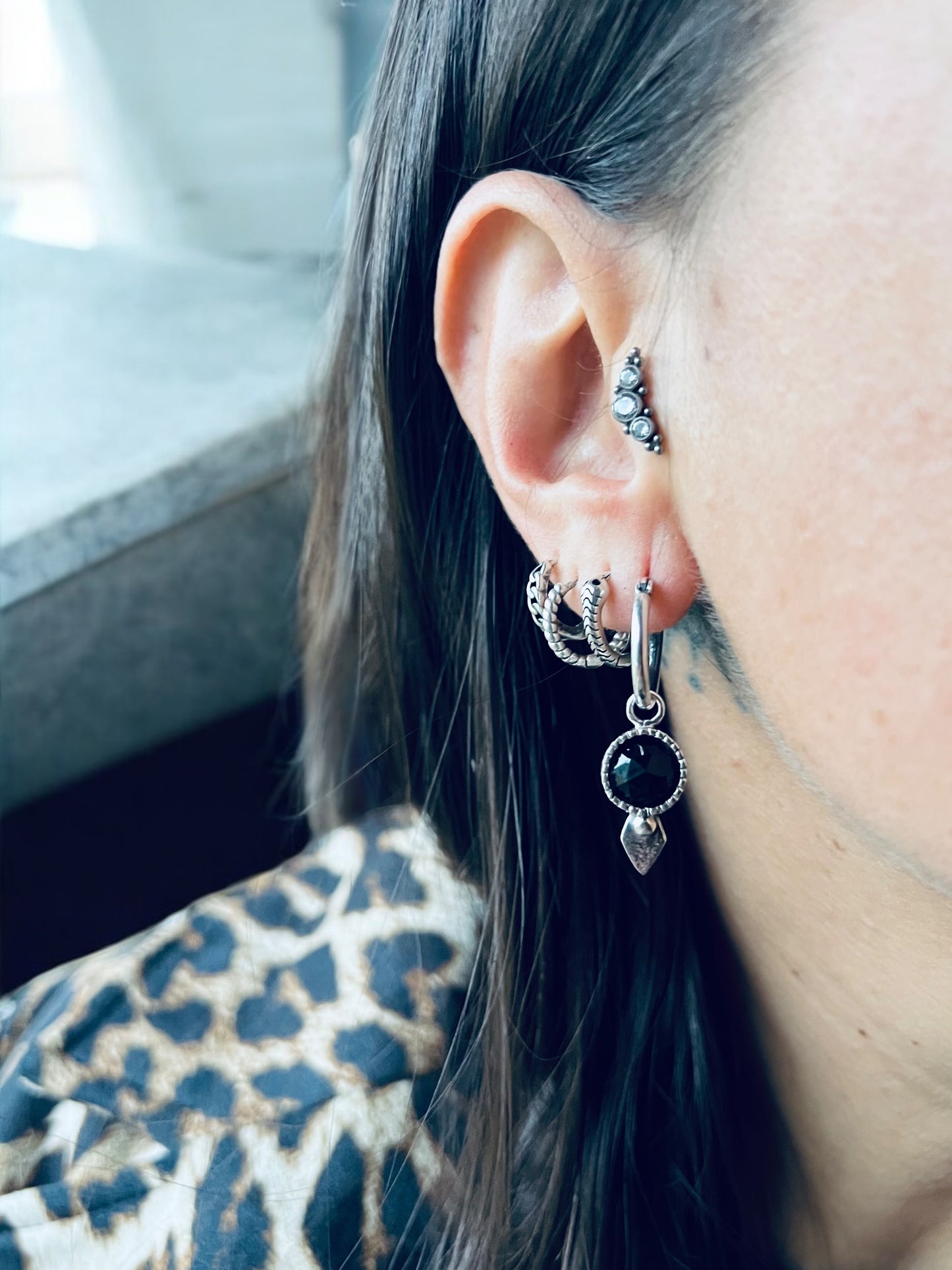 NEW! Aros Niulars Fancy Diamante (Onix negro)