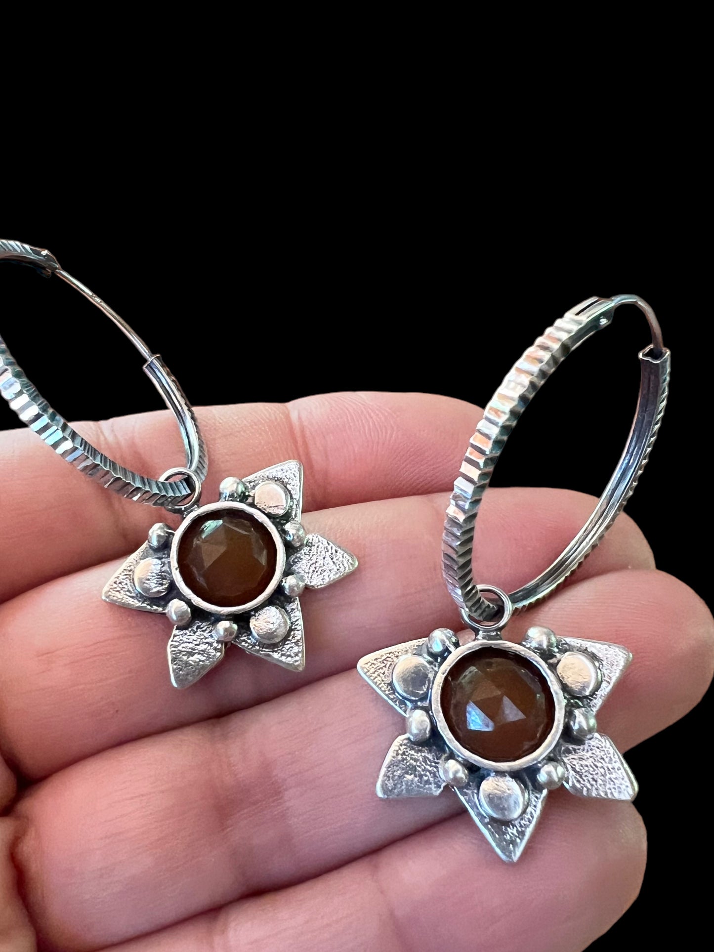 Aros Niulars Sunny
