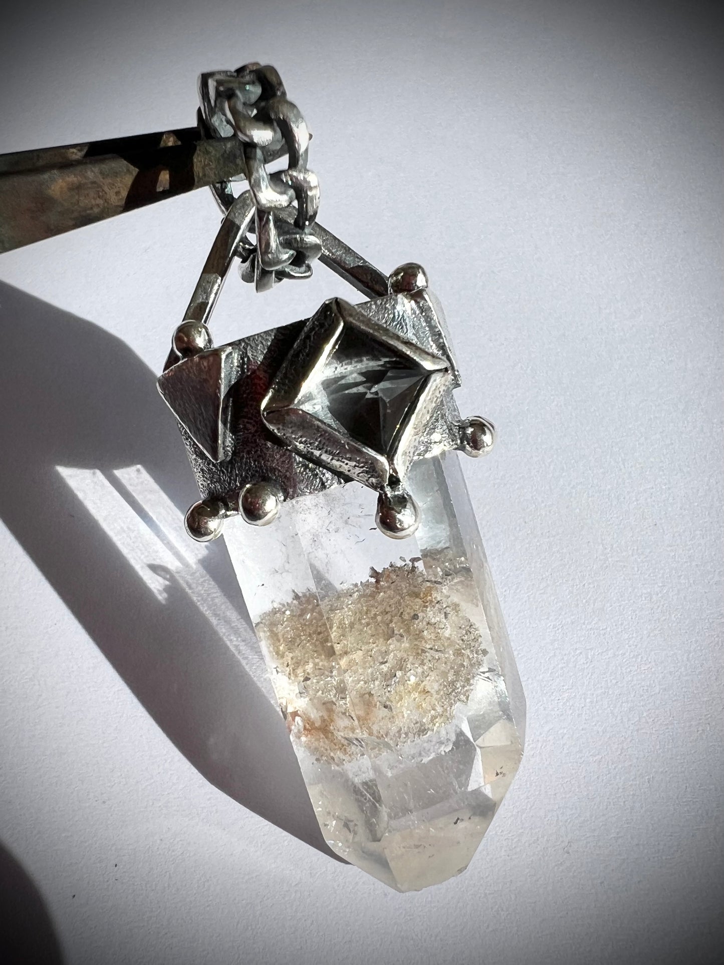 Colgante punta Quartz Beach