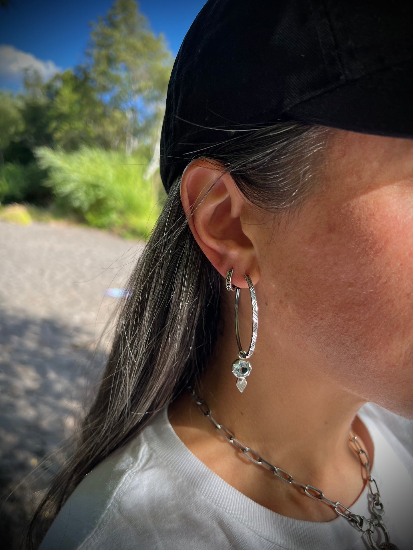 Aros Niulars zigzag diamante (Topacio sky)