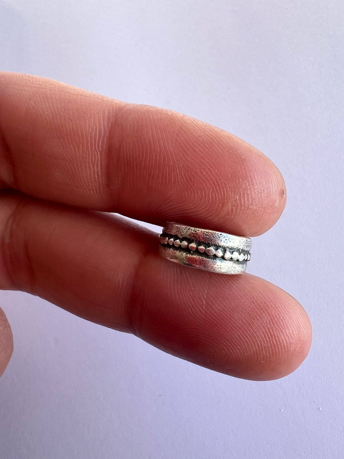 Aro Ear Cuff Pelotitas