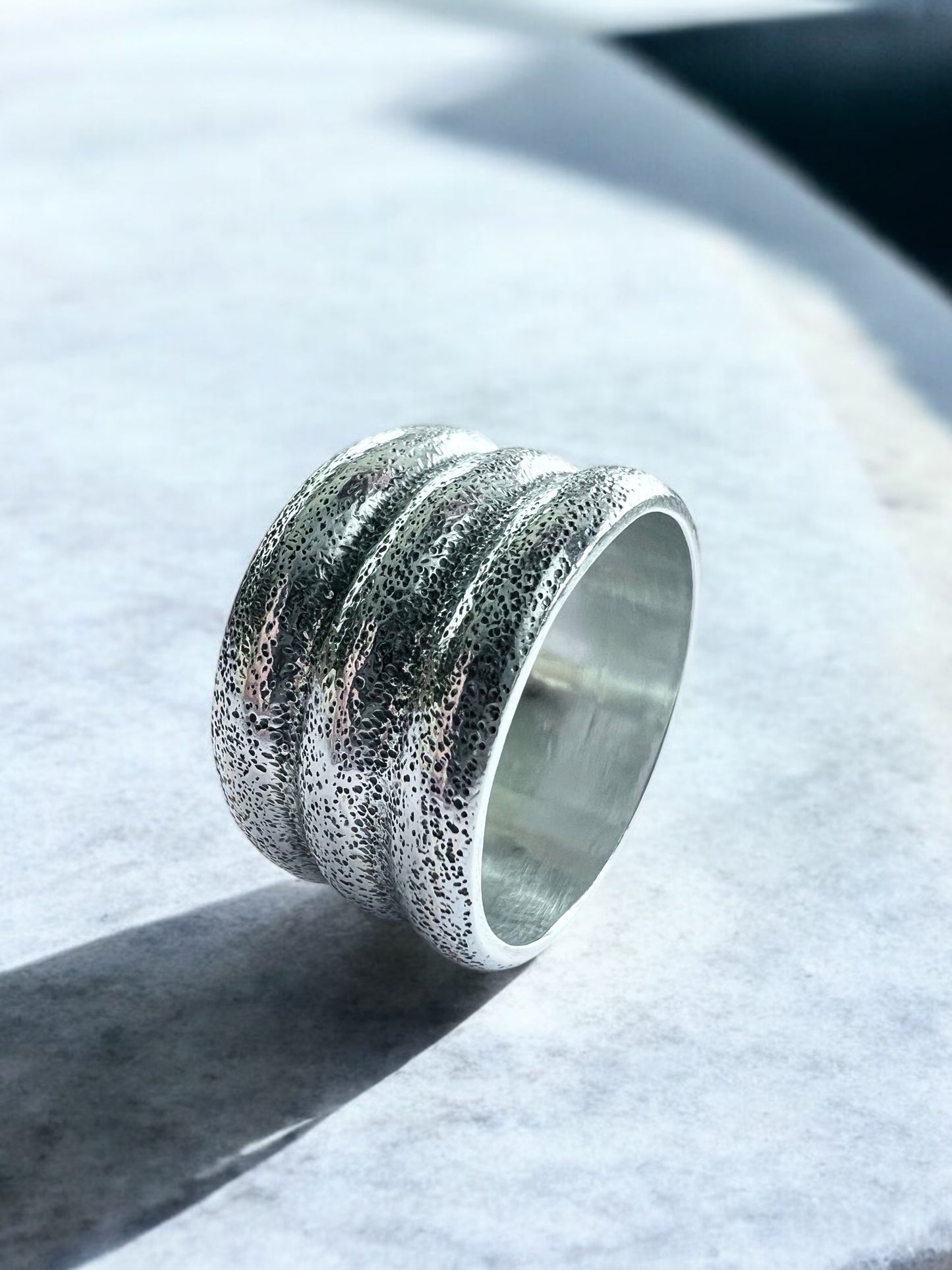 Anillo Media Caña Triple (Talla 17)