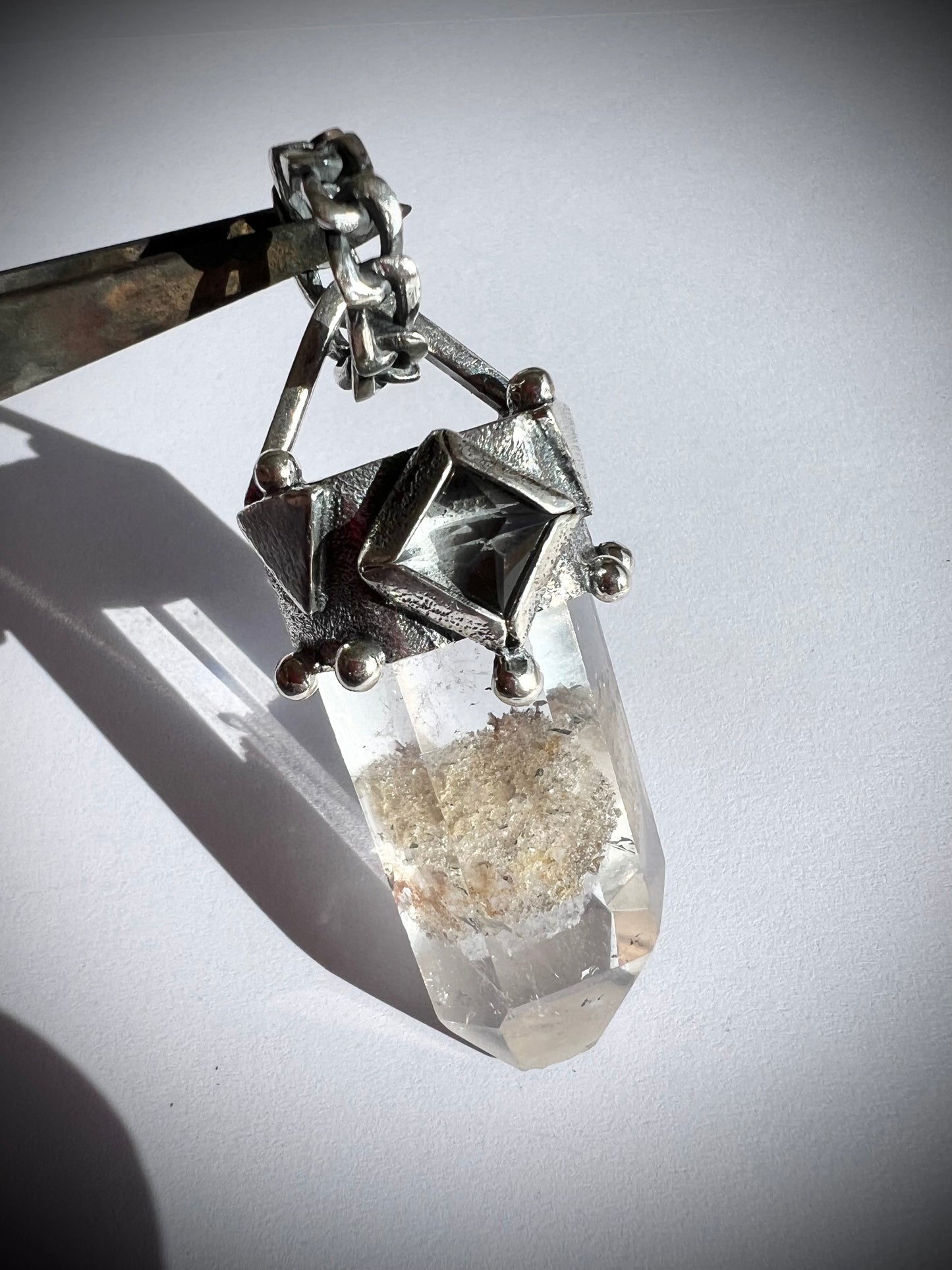 Colgante punta Quartz Beach