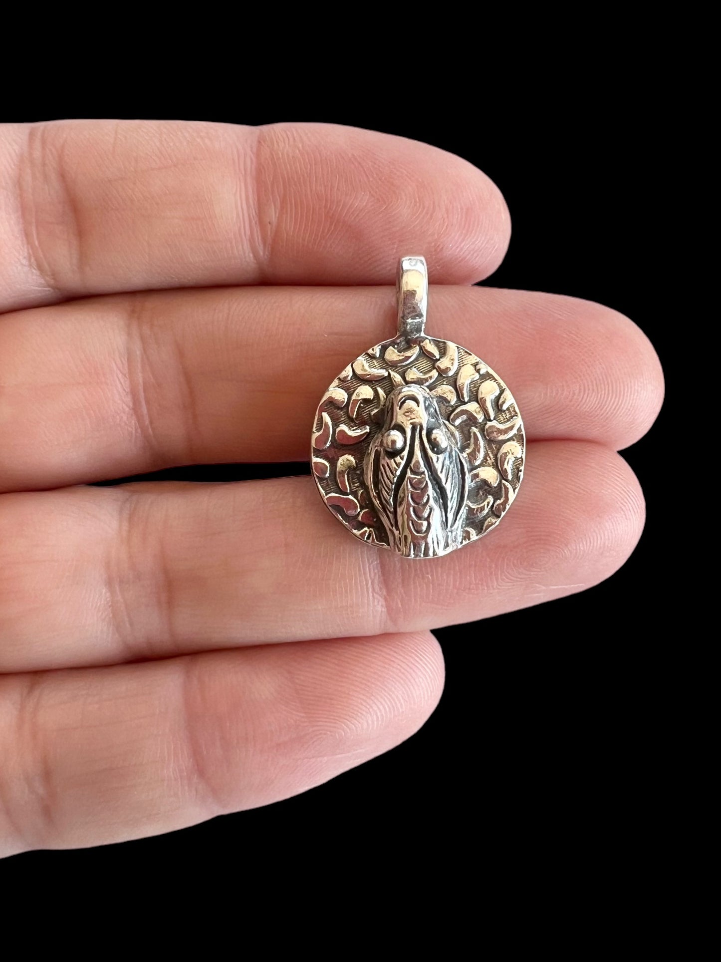 Chiche Medallita de Serpiente