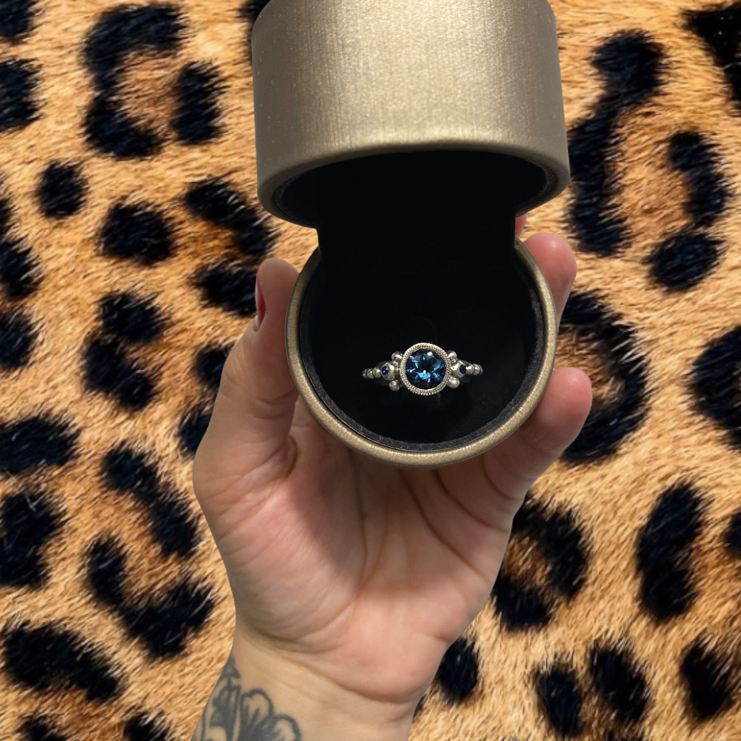 Anillo Clara / Desde: