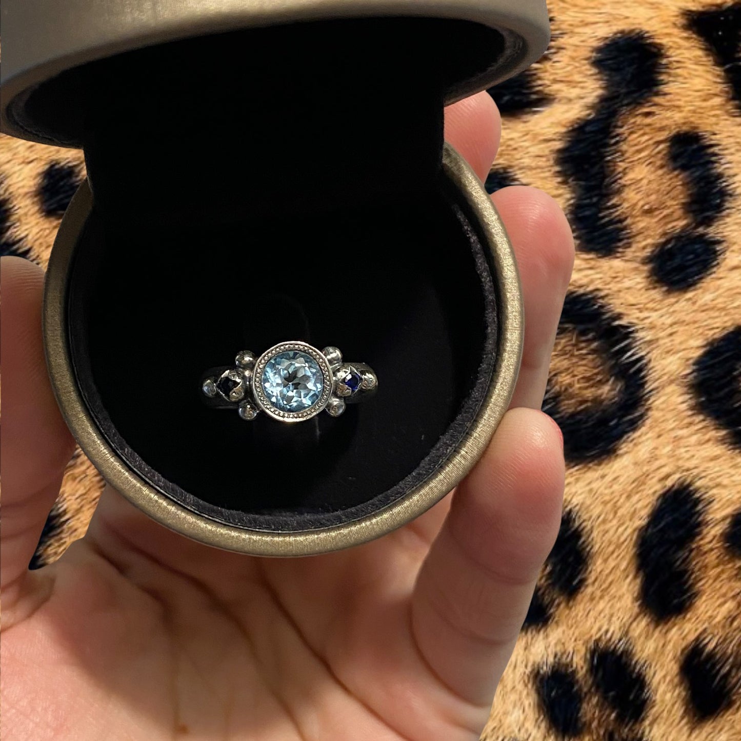 Anillo Niu / Desde: