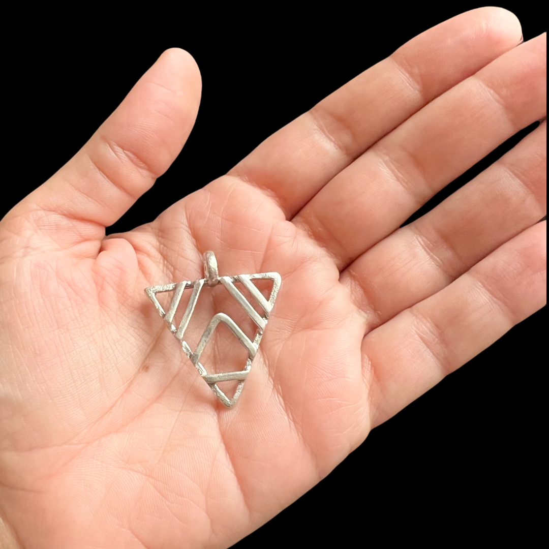 Colgante Triangulo Geometrico