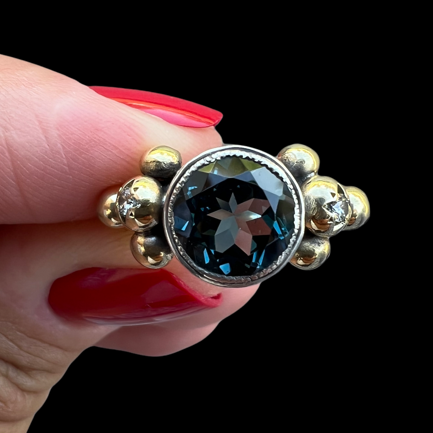 Francisca Isidora a.k.a Mam / Desde :