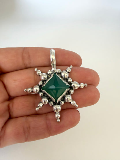 NEW! Colgante Piramide "Firework" Onix verde