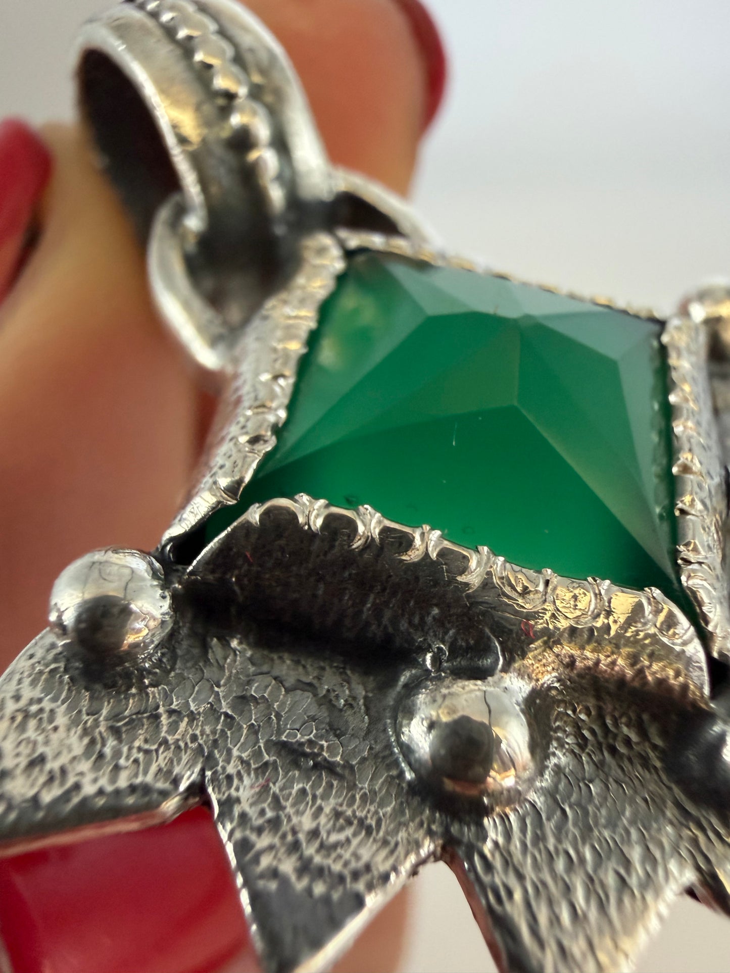NEW! Colgante Piramide La niña (Onix verde)