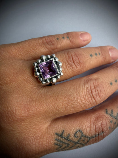 NEW! Anillo Flo - Talla 14 , Amatista