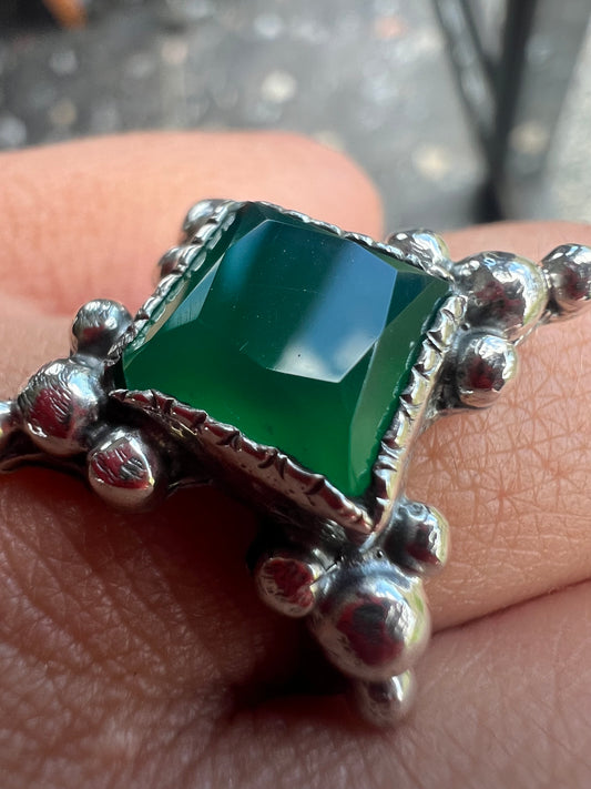 NEW! Anillo “La Familia” - Talla 14