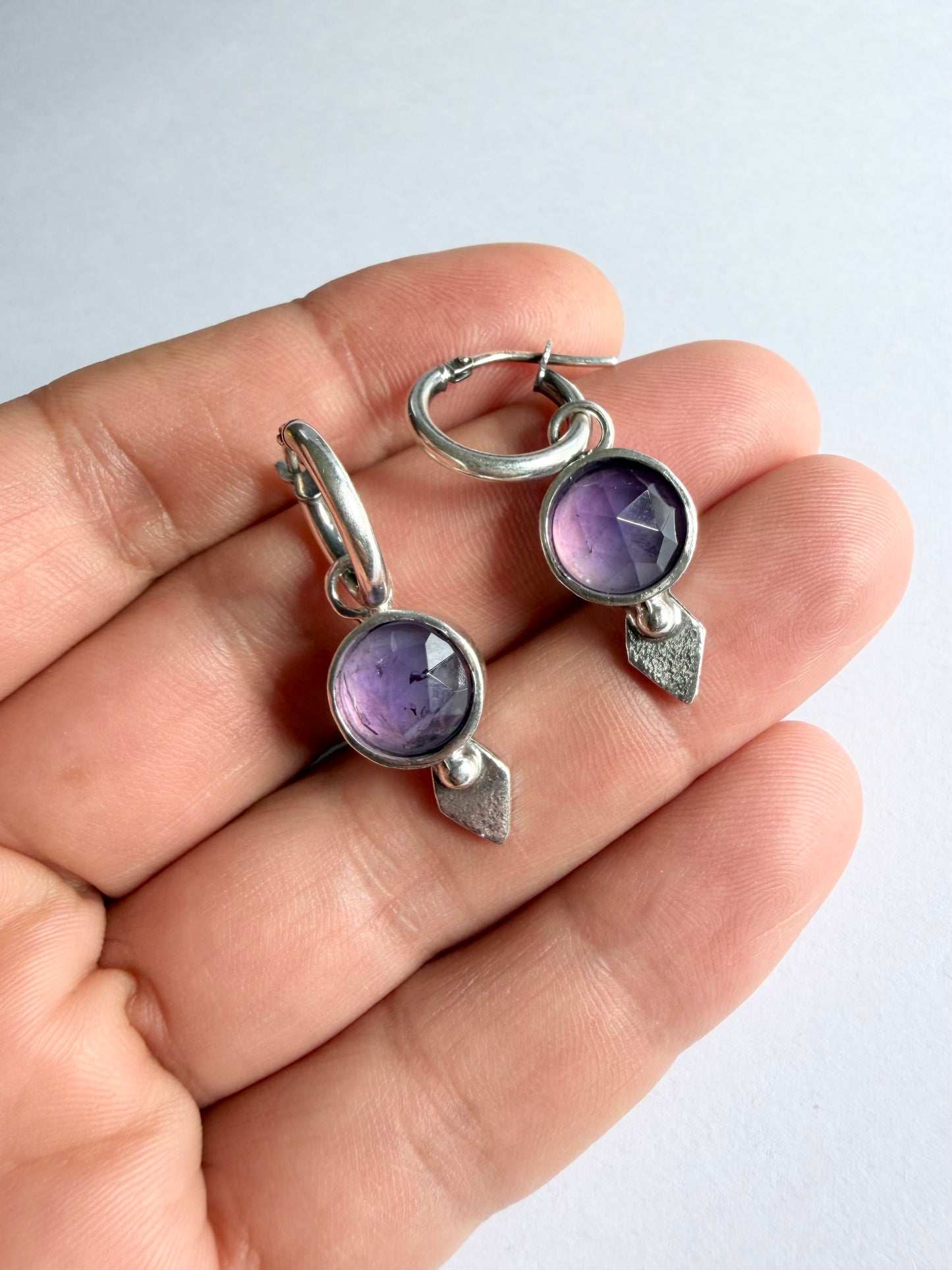 NEW! Aros Niulars Diamante (Amatista)