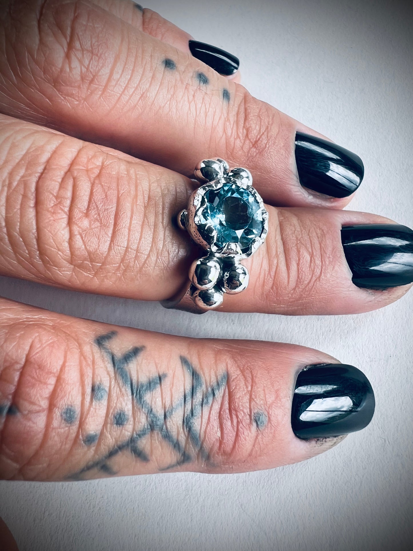 NEW! Anillo Trinidad - Talla 8