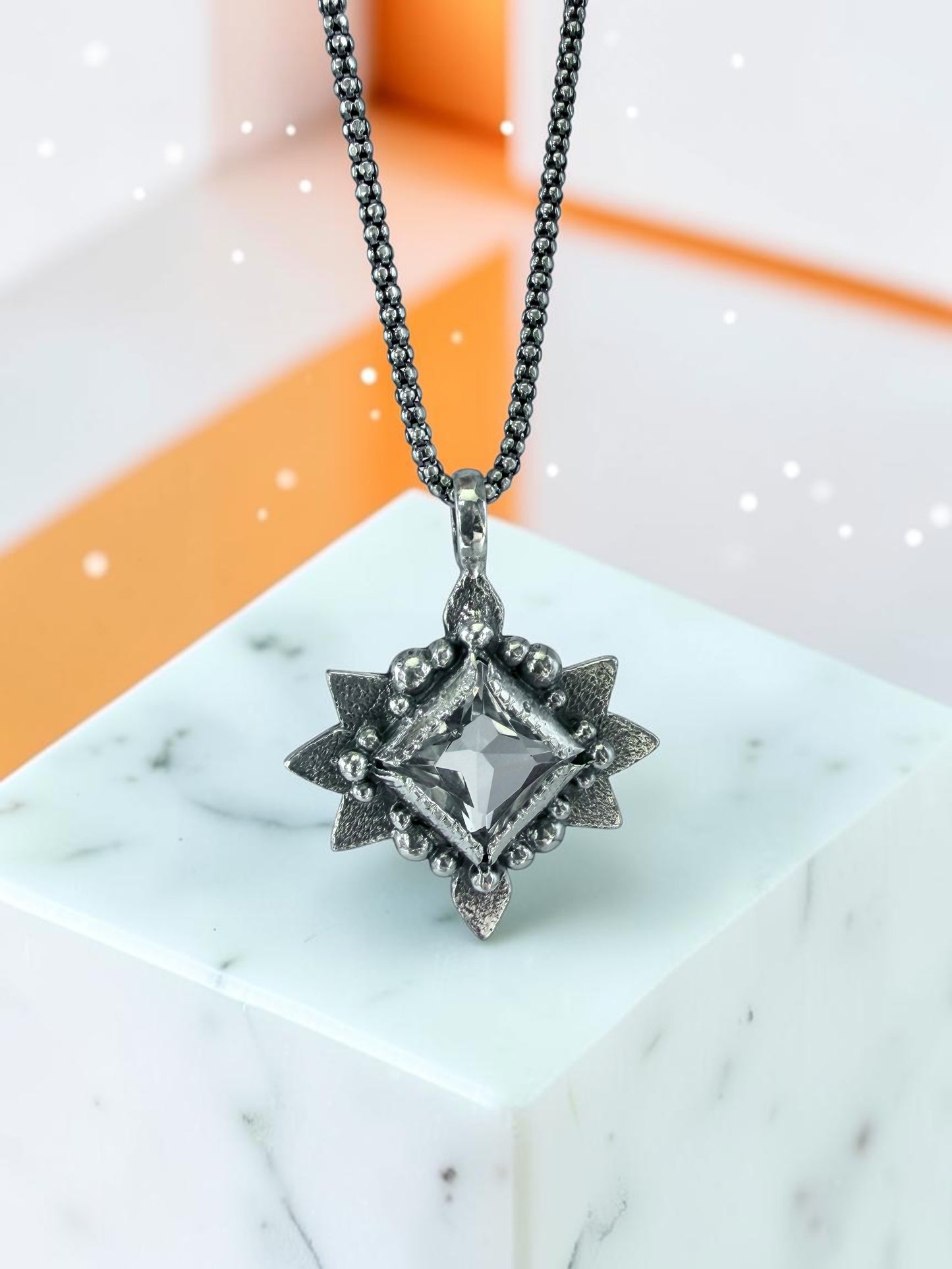 NEW! Colgante Piramide Annie (Cuarzo cristal)