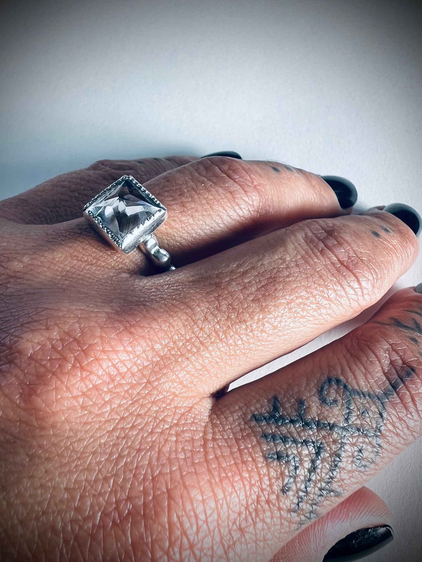 NEW ! Anillo Carolina - Talla 13.5