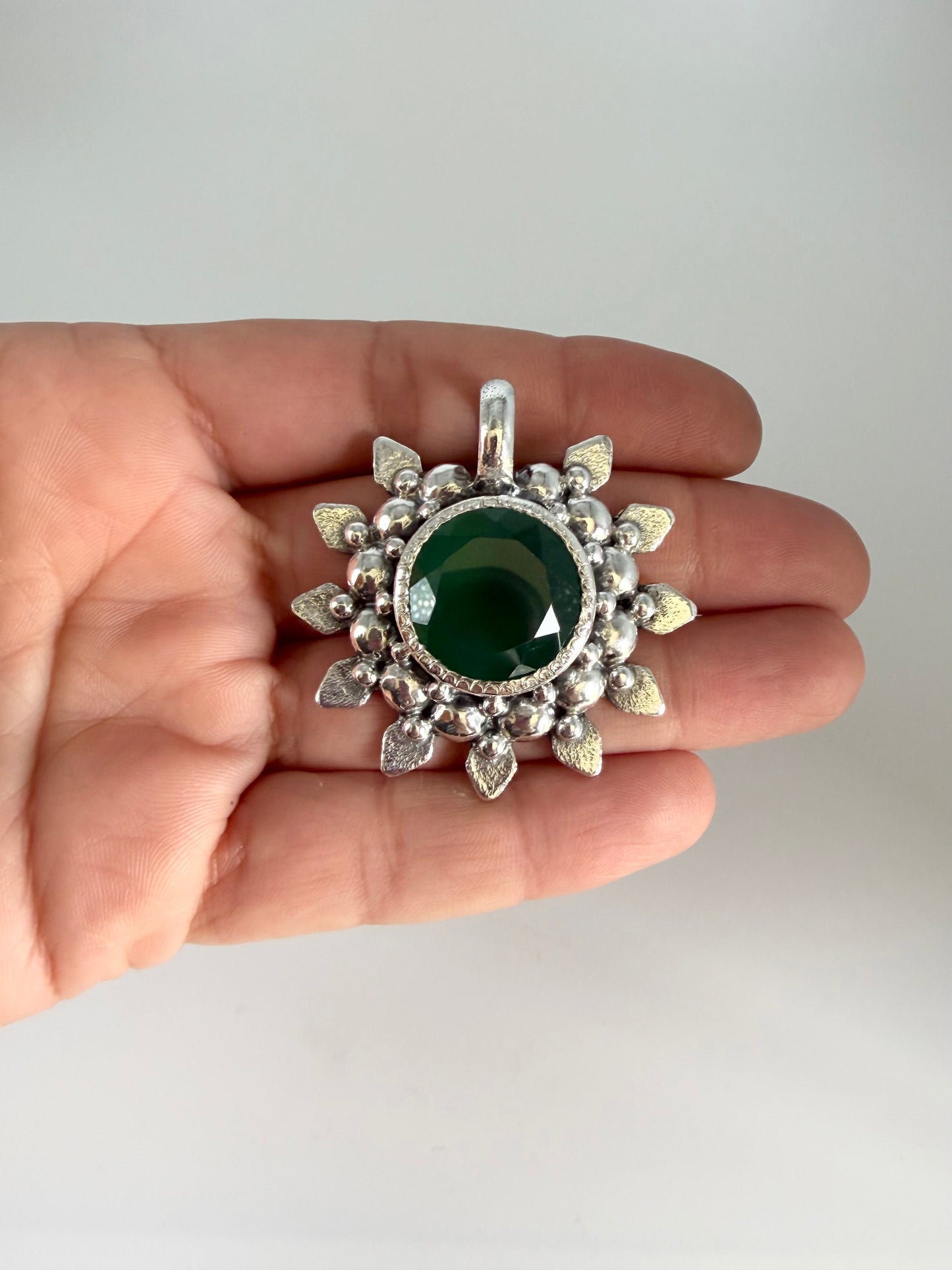 NEW! Colgante Tuxtla onix verde