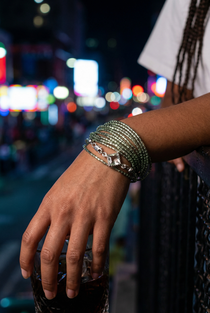 NEW! Pulsera Mostacilla Hilada fancy broche