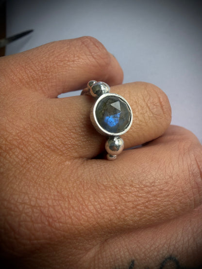 NEW ! Anillo Roberta B- Talla 13