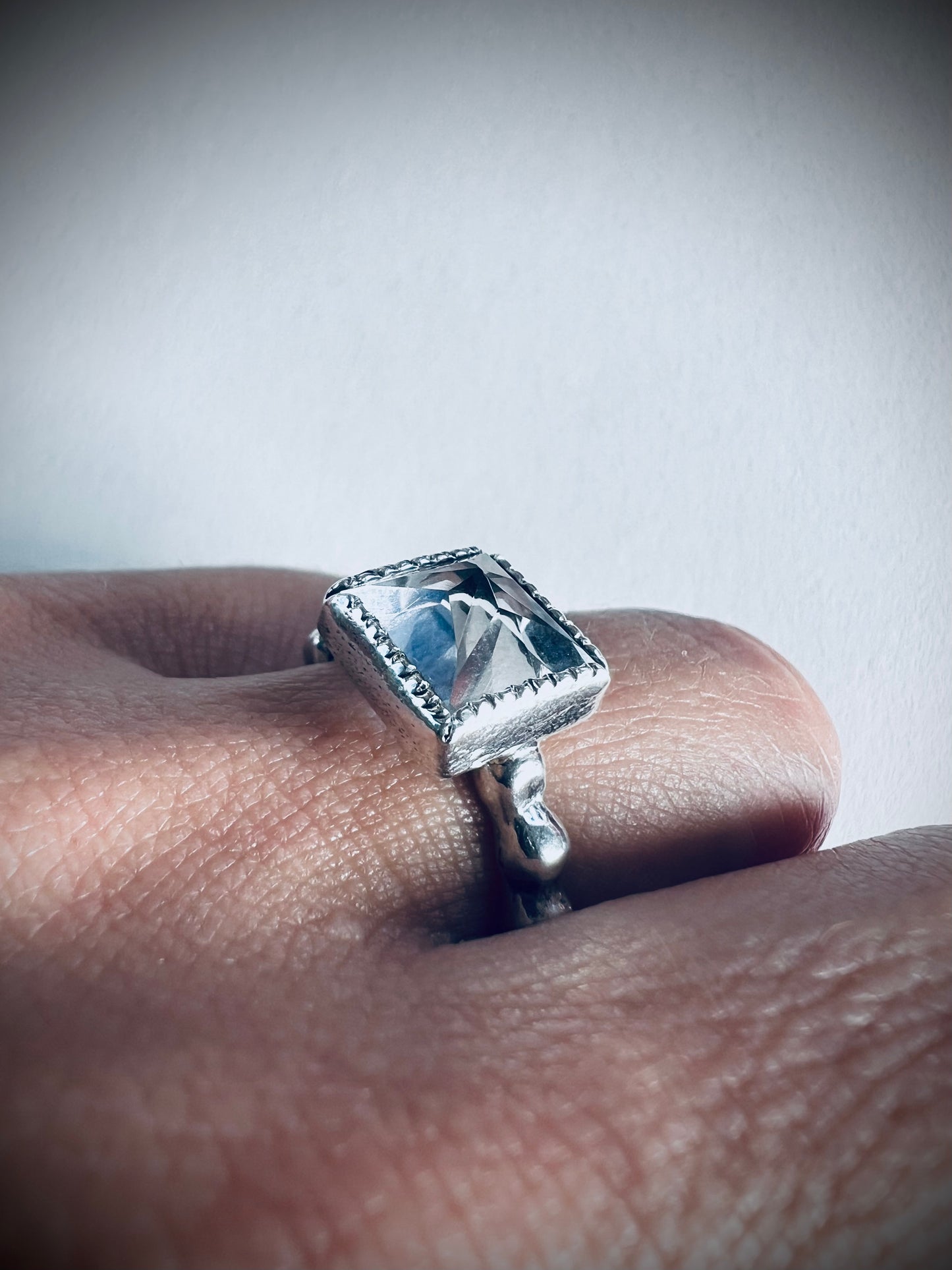 NEW ! Anillo Carolina - Talla 13.5