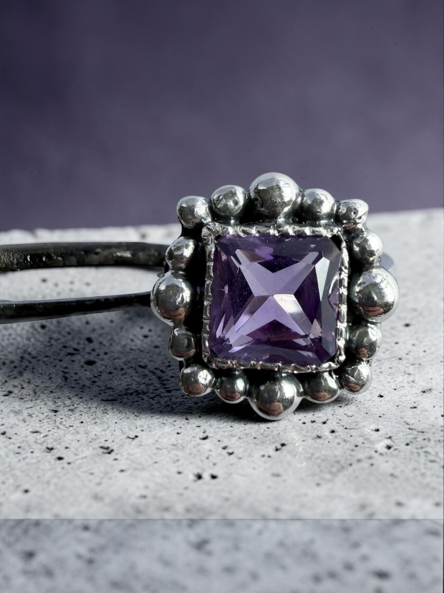 NEW! Anillo Flo - Talla 14 , Amatista