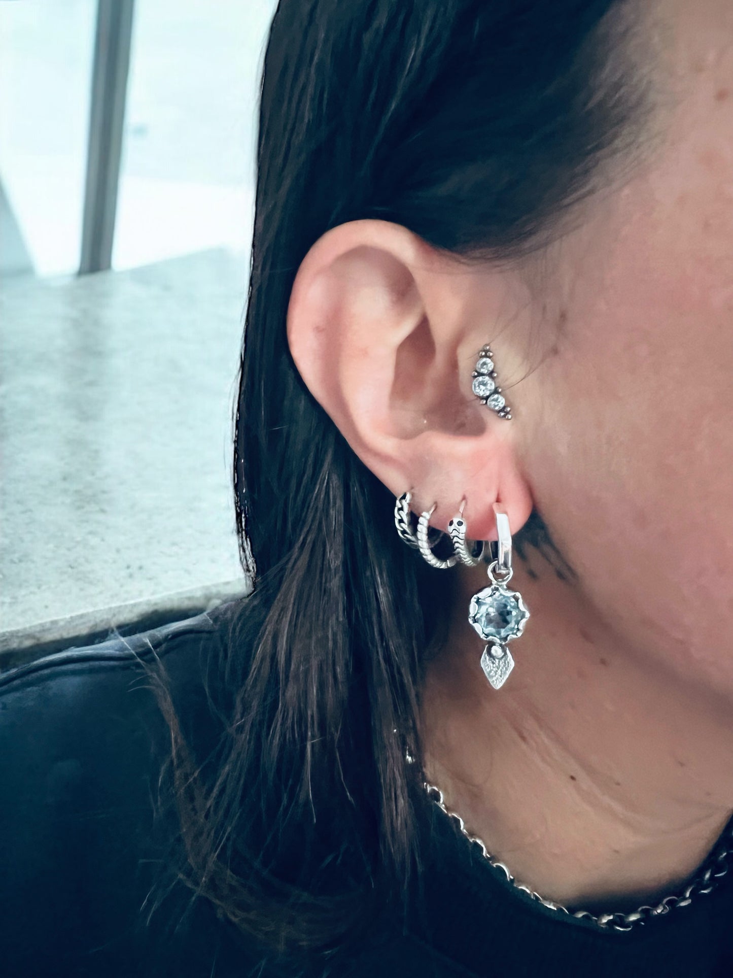 NEW! Aros Niulars zigzag diamante (Topacio sky)