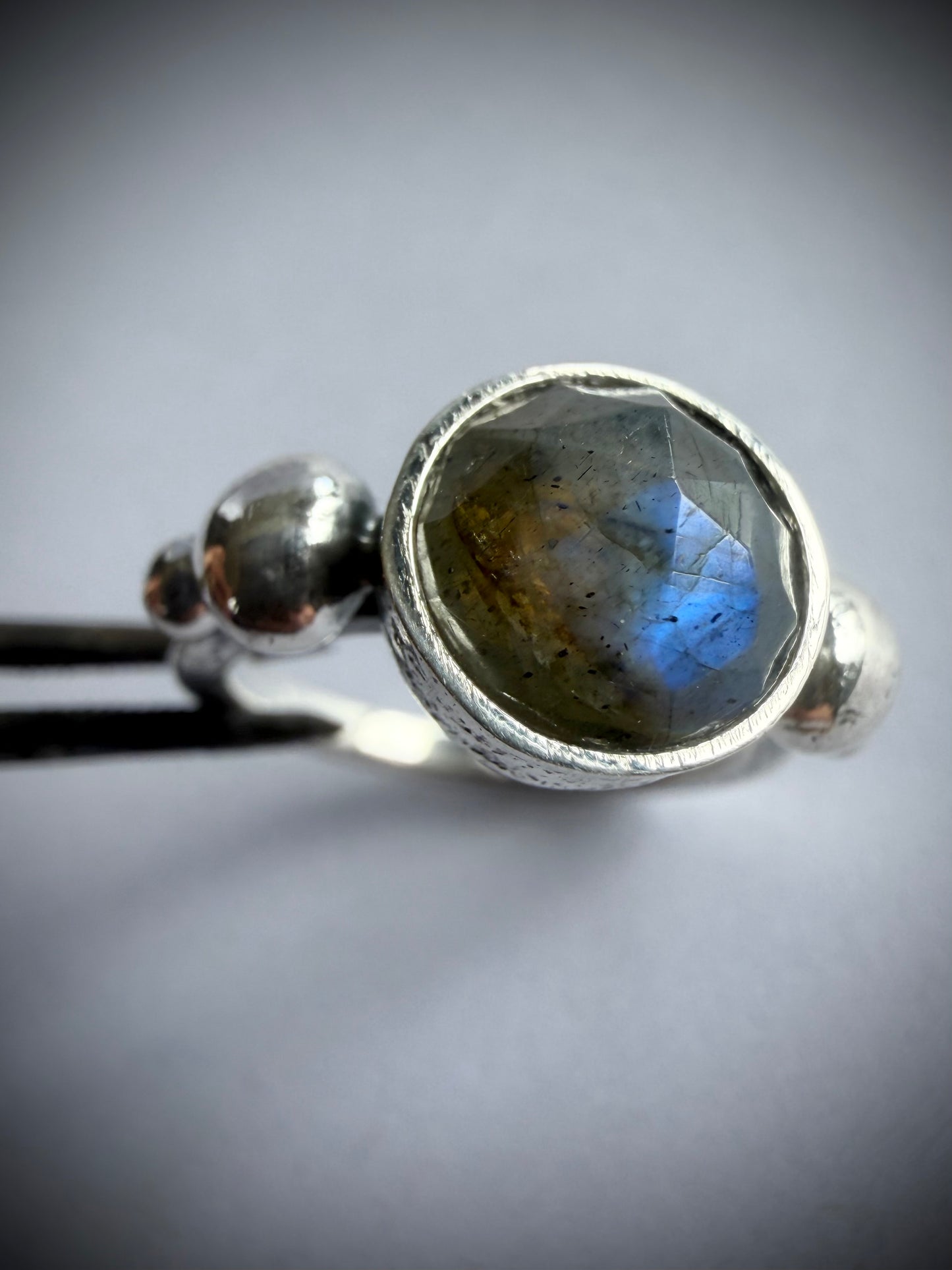 NEW ! Anillo Roberta B- Talla 13