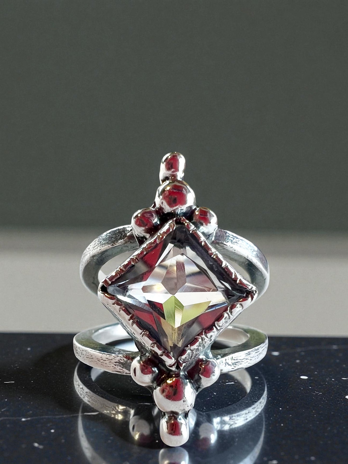 NEW! Anillo Siena - Talla 11.5