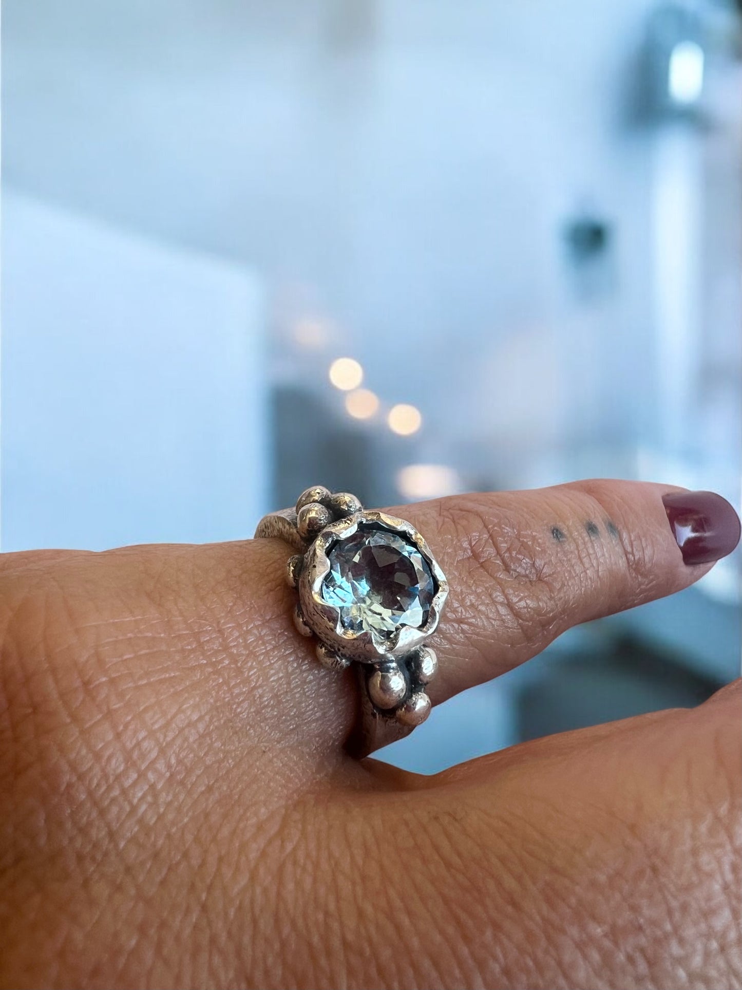 Anillo Trinidad zigzag - Topacio sky - Talla 12