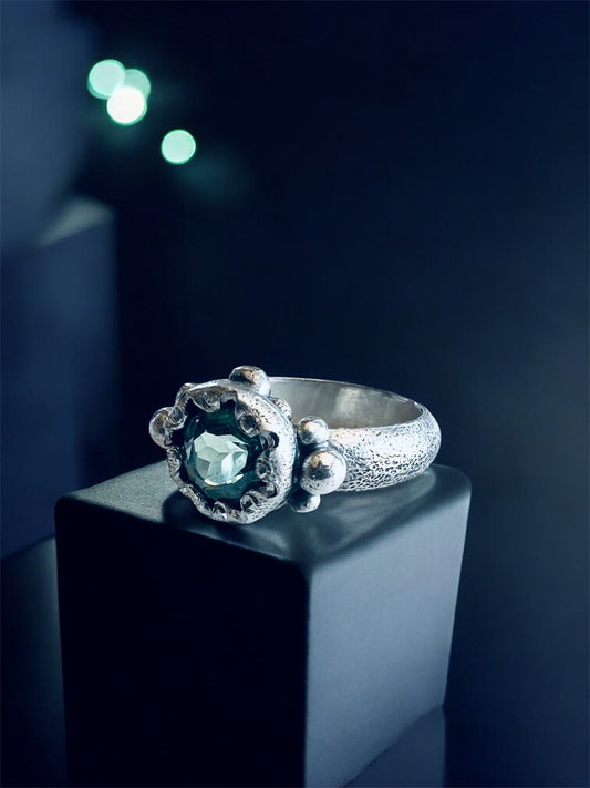 NEW! Anillo Cona - Talla 13.5