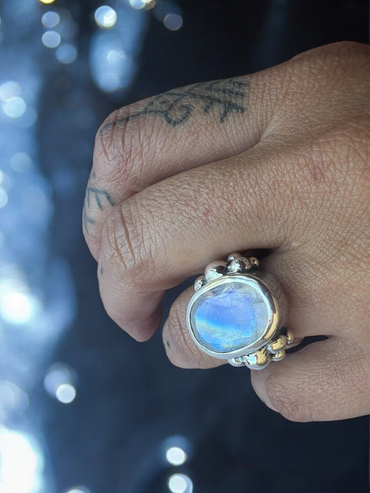 NEW! Anillo Plain Pimp ovalado, talla 16