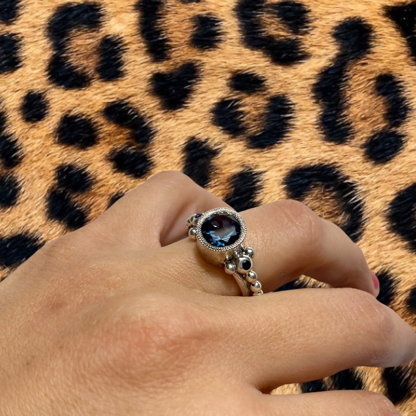 Anillo Clara / Desde: