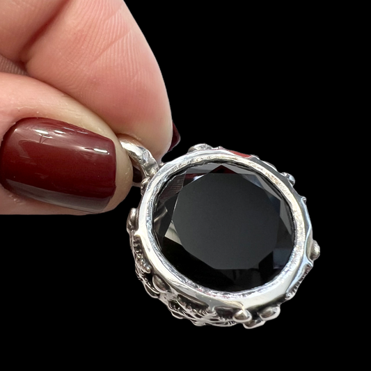 NEW! Colgante Foco de Luz Copito (Onix negro)